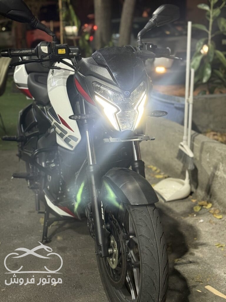 فروش موتور سیکلت باجاج اونجر 220 مدل 1404